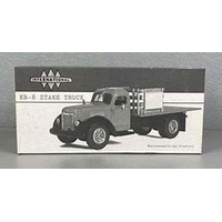 International KB-8 State Hwy. dept. half stake truck diecast First Gear 19-2609