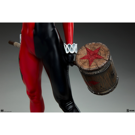 Harley Quinn Premium Format Figure (comic-inspired variant) Sideshow Collectibles 300922